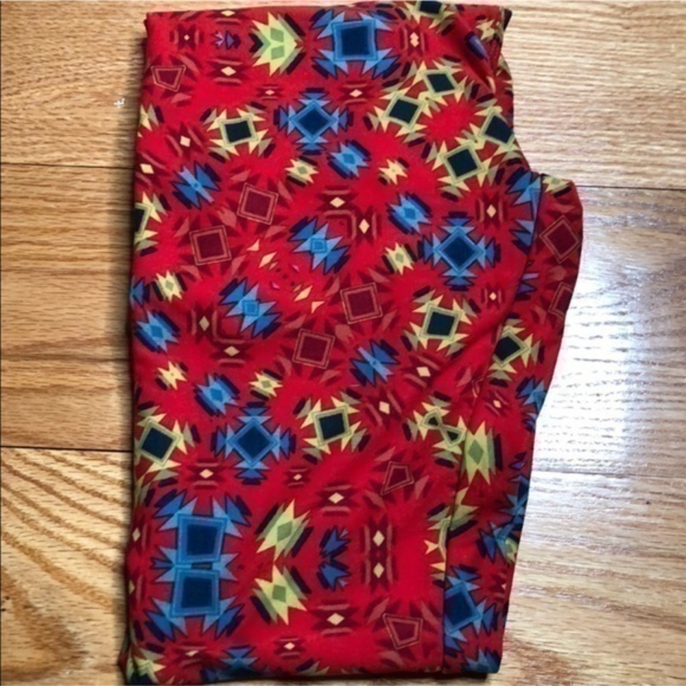 New Lularoe One Size Leggings Geometric Red